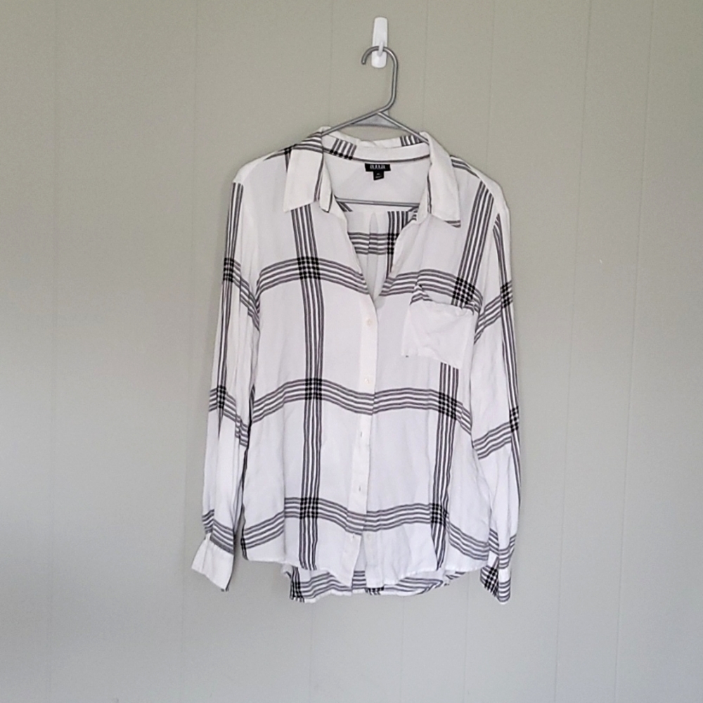 Loose A.n.a Button Down Blouse